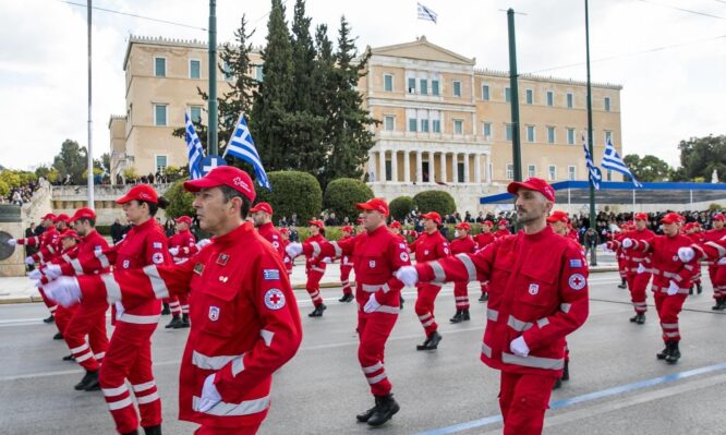 ΕΕΣ - παρέλαση