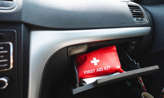 κουτί πρώτων βοηθειών