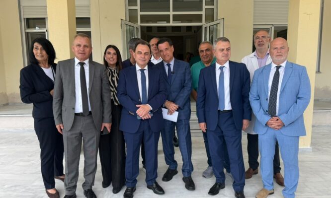 ΄Άδωνις Γεωργιάδης